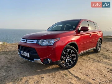 Авто Mitsubishi Outlander 2014 № 8624050