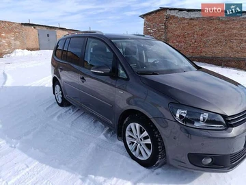 Авто Volkswagen Touran 2014 № 8624063