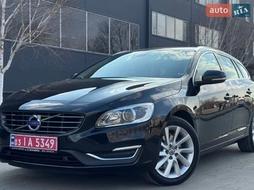 Авто Volvo V60 2015 № 8624093