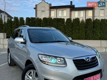 Авто Hyundai Santa Fe 2012 № 8624095