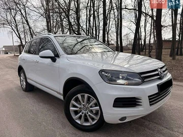 Авто Volkswagen Touareg 2013 № 8624105