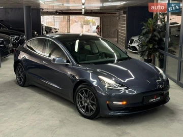Авто Tesla Model 3 2019 № 8624132