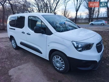 Авто Opel Combo Life 2021 № 8624145