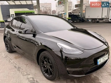 Авто Tesla Model Y 2023 № 8624201