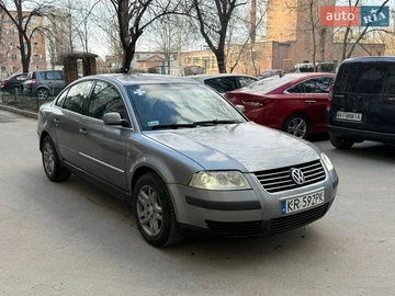 Авто Volkswagen Passat 2004 № 8624549