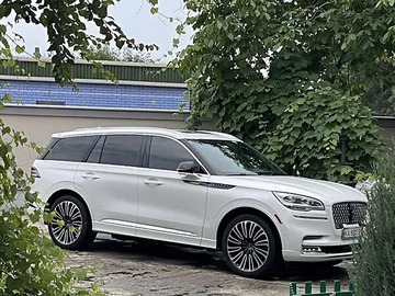 Авто Lincoln Aviator 2023 № 8624761