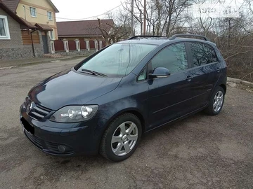 Авто Volkswagen Golf Plus 2008 № 8624885