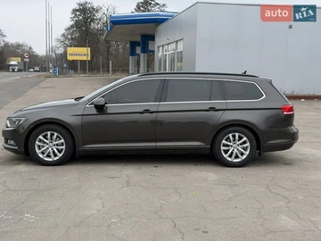 Авто Volkswagen Passat 2016 № 8624909