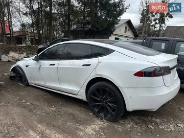 Авто Tesla Model S 2019 № 8625175