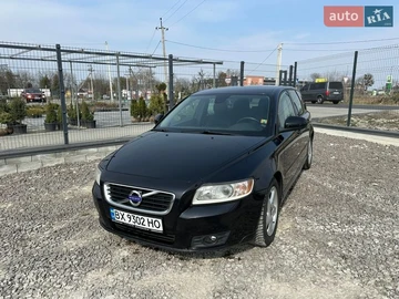 Авто Volvo V50 2011 № 8625401