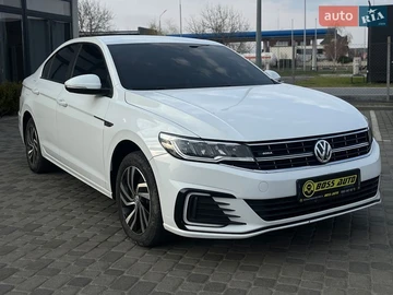 Авто Volkswagen E-Bora 2019 № 8625501