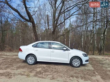 Авто Volkswagen Polo 2012 № 8625795