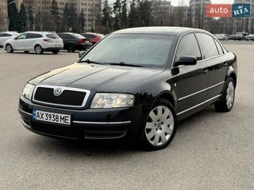 Авто Skoda Superb 2004 № 8625796