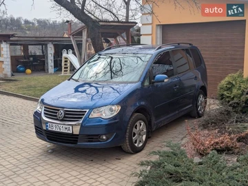 Авто Volkswagen Touran 2007 № 8625979