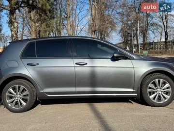 Авто Volkswagen Golf 2017 № 8626047