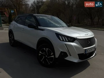Авто Peugeot 2008 2020 № 8626103