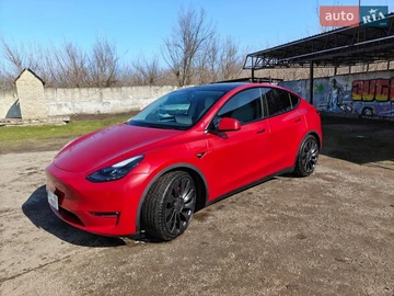 Авто Tesla Model Y 2023 № 8626161