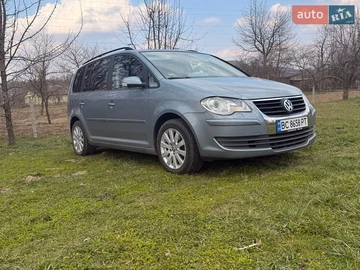 Авто Volkswagen Touran 2007 № 8626446