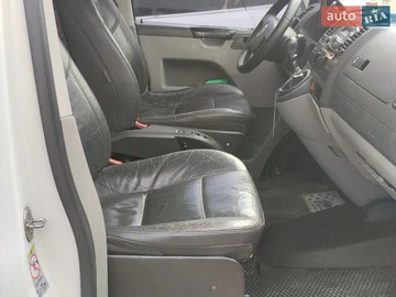 Авто Volkswagen Transporter 2008 № 8626489