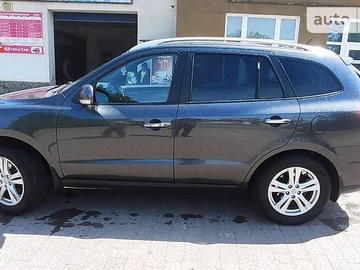 Авто Hyundai Santa Fe 2010 № 8627168
