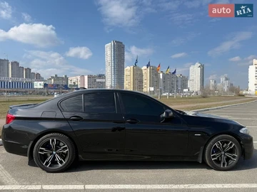 Авто BMW 5 Series 2013 № 8627264