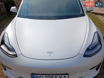 Авто Tesla Model 3 2021 № 8627438