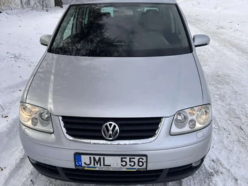 Авто Volkswagen Touran 2003 № 8627691
