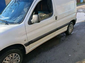 Авто Peugeot Partner 2007 № 8627713