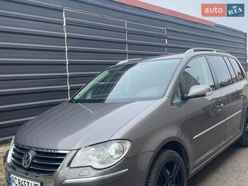 Авто Volkswagen Touran 2007 № 8627837