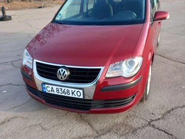 Авто Volkswagen Touran 2007 № 8628029