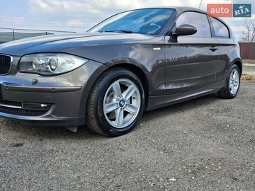 Авто BMW 1 Series 2007 № 8628064