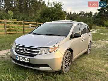 Авто Honda Odyssey 2013 № 8628190