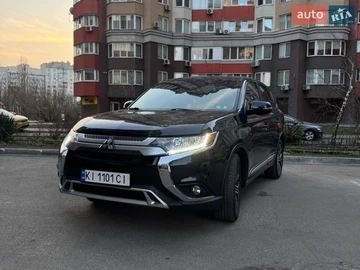 Авто Mitsubishi Outlander 2017 № 8628194