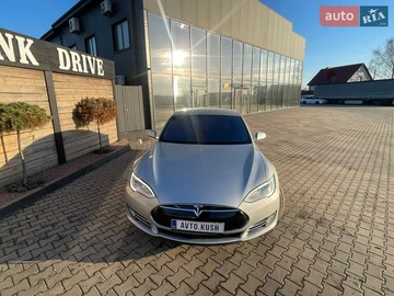 Авто Tesla Model S 2015 № 8628320
