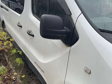Авто Renault Trafic 2015 № 8628324