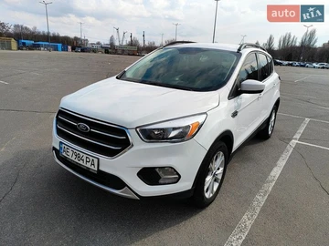 Авто Ford Escape 2018 № 8628329