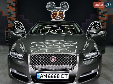 Авто Jaguar Xj 2017 № 8628407