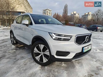 Авто Volvo Xc40 2021 № 8628554
