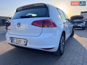 Авто Volkswagen E-Golf 2015 № 8628585