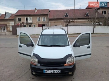 Авто Renault Kangoo 2000 № 8629087