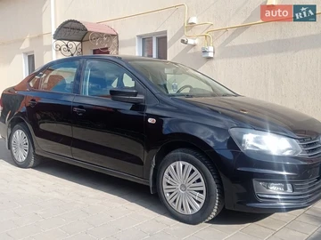 Авто Volkswagen Polo 2017 № 8629132