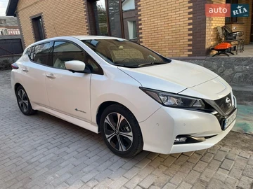 Авто Nissan Leaf 2018 № 8629144