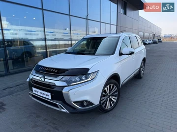 Авто Mitsubishi Outlander 2021 № 8629288