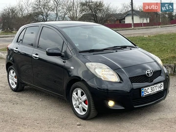 Авто Toyota Yaris 2011 № 8629361