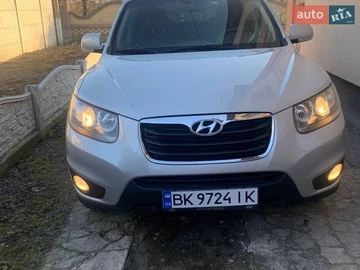 Авто Hyundai Santa Fe 2010 № 8629383