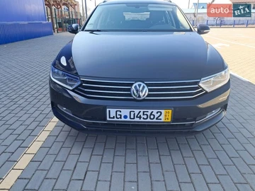 Авто Volkswagen Passat 2018 № 8629541
