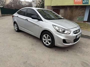 Авто Hyundai Accent 2013 № 8629782