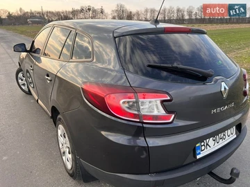 Авто Renault Megane 2010 № 8629783