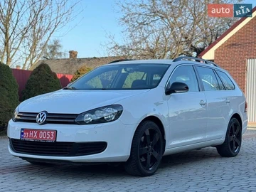 Авто Volkswagen Golf 2010 № 8629788