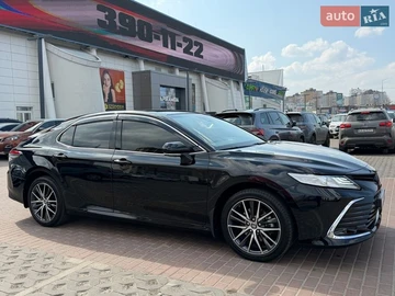 Авто Toyota Camry 2023 № 8629995